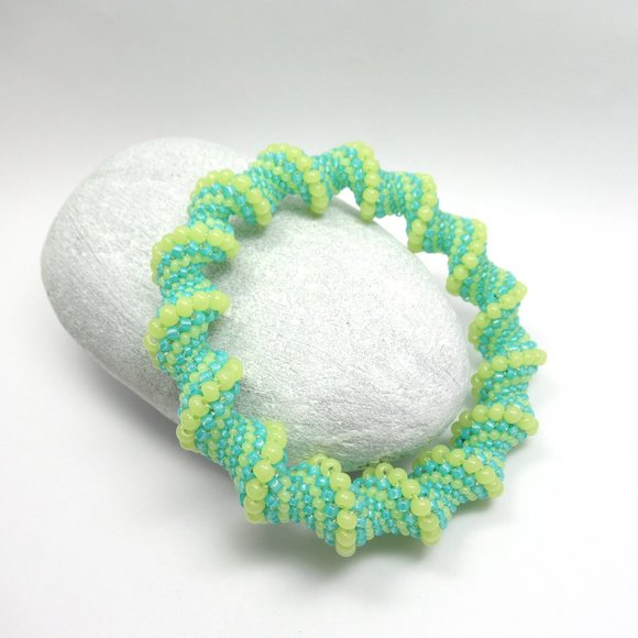 Uranium Glass Cellini Bangle Bracelet - Picture 9 of 11